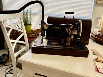 Vintage swinger sewing machine