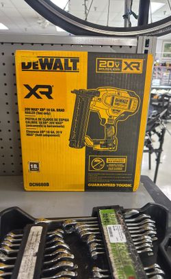Dewalt 20v Max Xr 18ga Brad Nailer