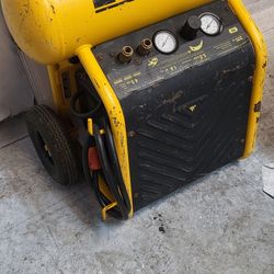 Air Compressor 
