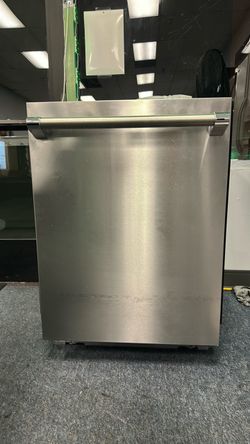 Stainless steel Thermador dishwasher