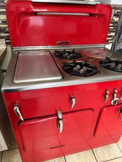 Beautiful vintage Chambers gas range