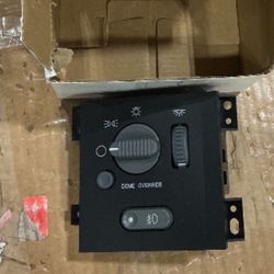 Headlight and Fog Light Switch for 1 Chevy Blazer S10 Pickup, 1 GMC Jimmy, 1 GMC Sonoma, 1 Oldsmobil Bravada - HeadLam