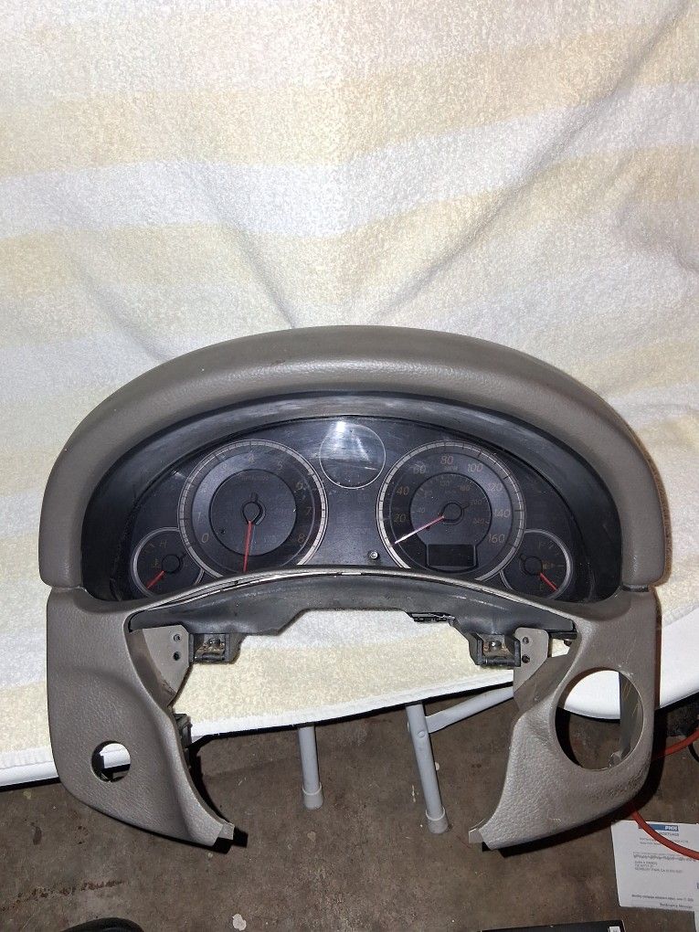 G35 Guage Cluster