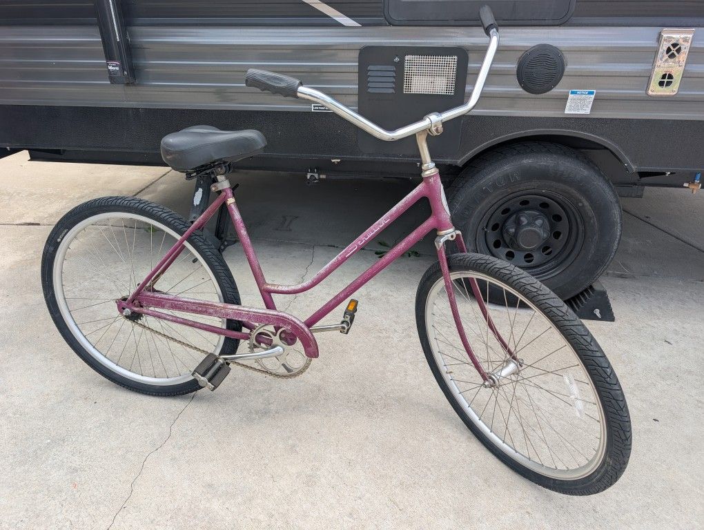Schwinn Beach Cruiser. 26" $90 OBO