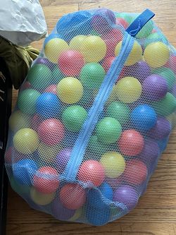 Ball pit balls