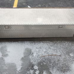 Saddle Toolbox For Truck 