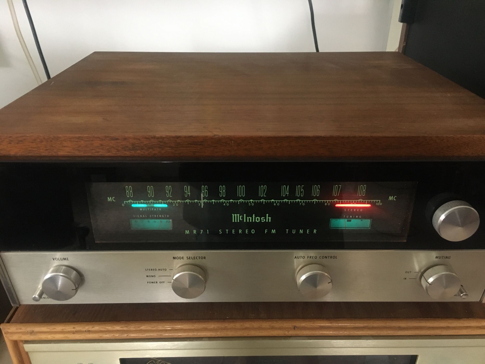 McIntosh MR 71 Tube Tuner With Cabinet