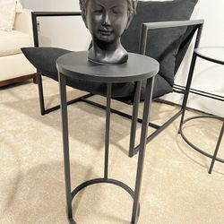 End Table/Plant Stand