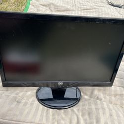 HP MONITOR