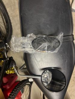 Moped rear view mirrors brand new