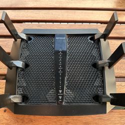 Netgear Nighthawk X6 Triband WiFi router