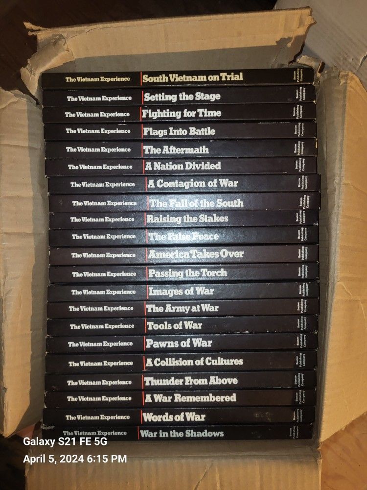 The VIETNAM EXPERIENCE Book Set Of 25