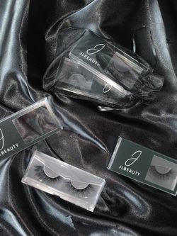 5D Mink lashes 🤍