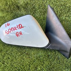 2016 Hyundai Sonata Passenger RH Side Mirror 