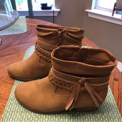 New Girls Boots Size 3  Porch Pick Up West Mobile Dawes Road Southern Oaks Subdivision 