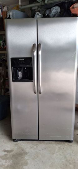 Fridaire Refrigerator Stainless Side by Side