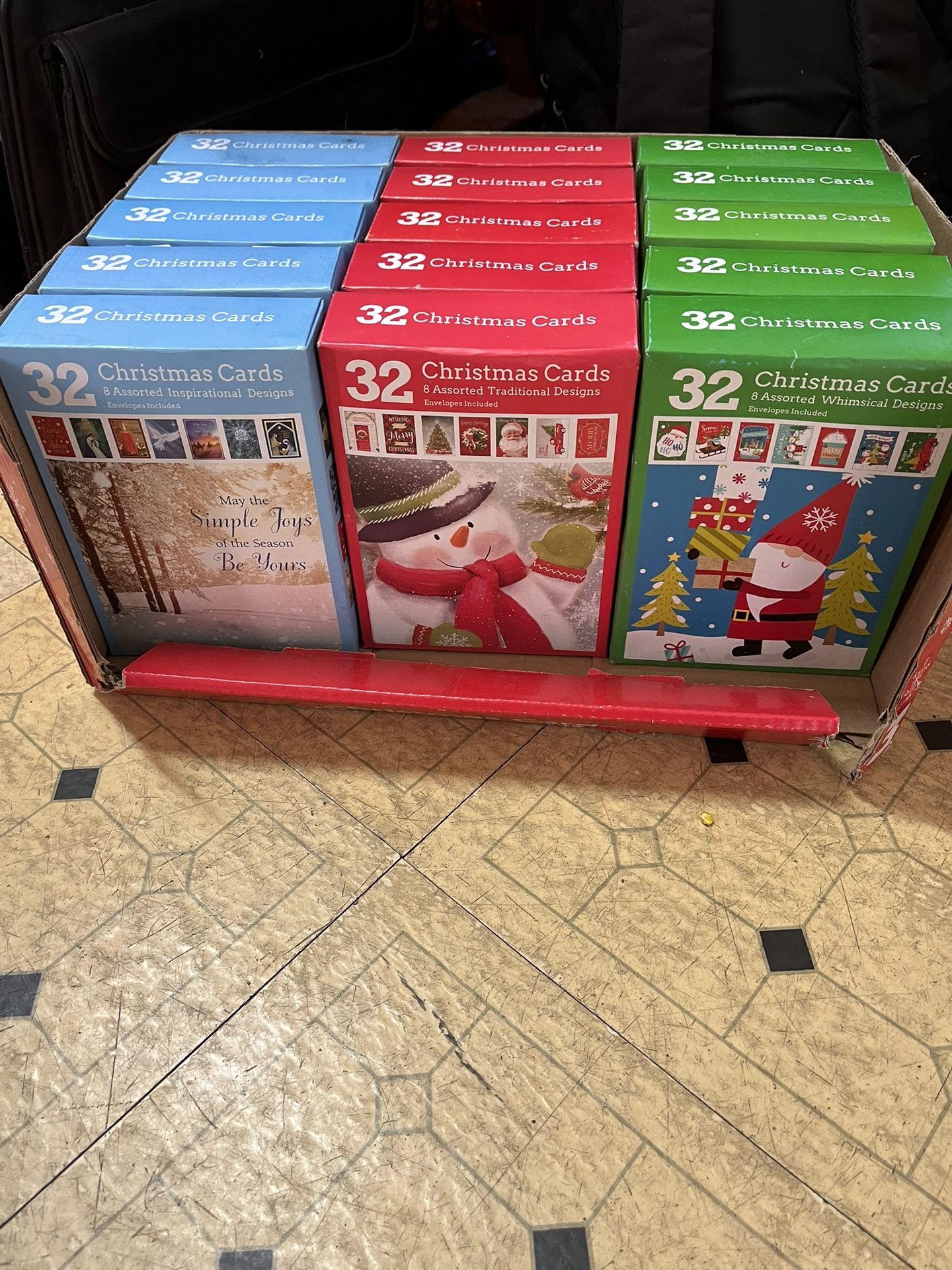 Christmas Cards (32 Pack)