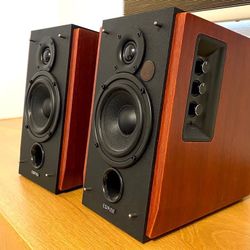 Edifier - R1700BTs 2.0 Active Bookshelf Speakers - Wood