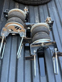 Air Lift Towing Helper bags