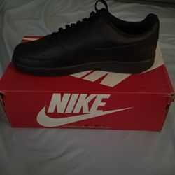 nike black air forces 