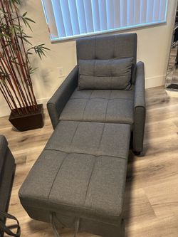Loveseat futon