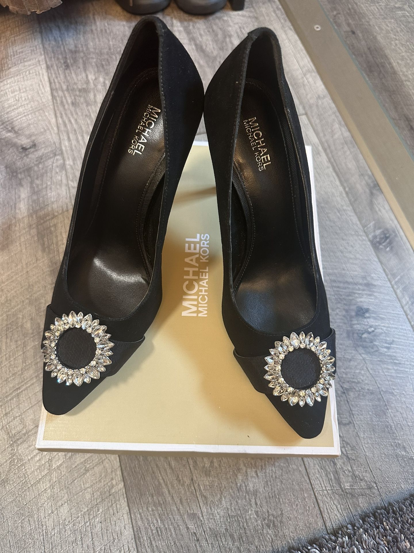 Shose