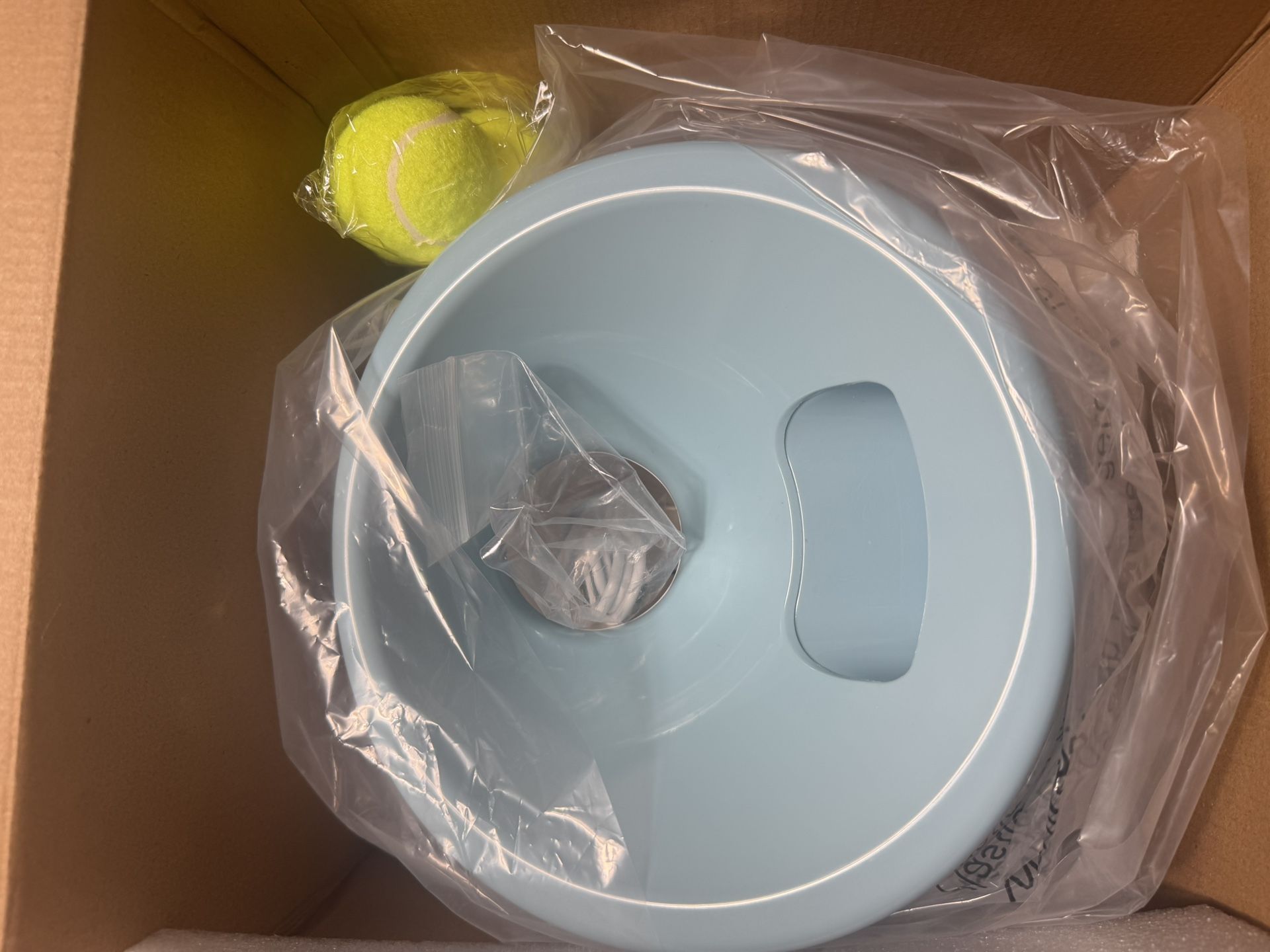 Automatic Ball Launcher For Dogs