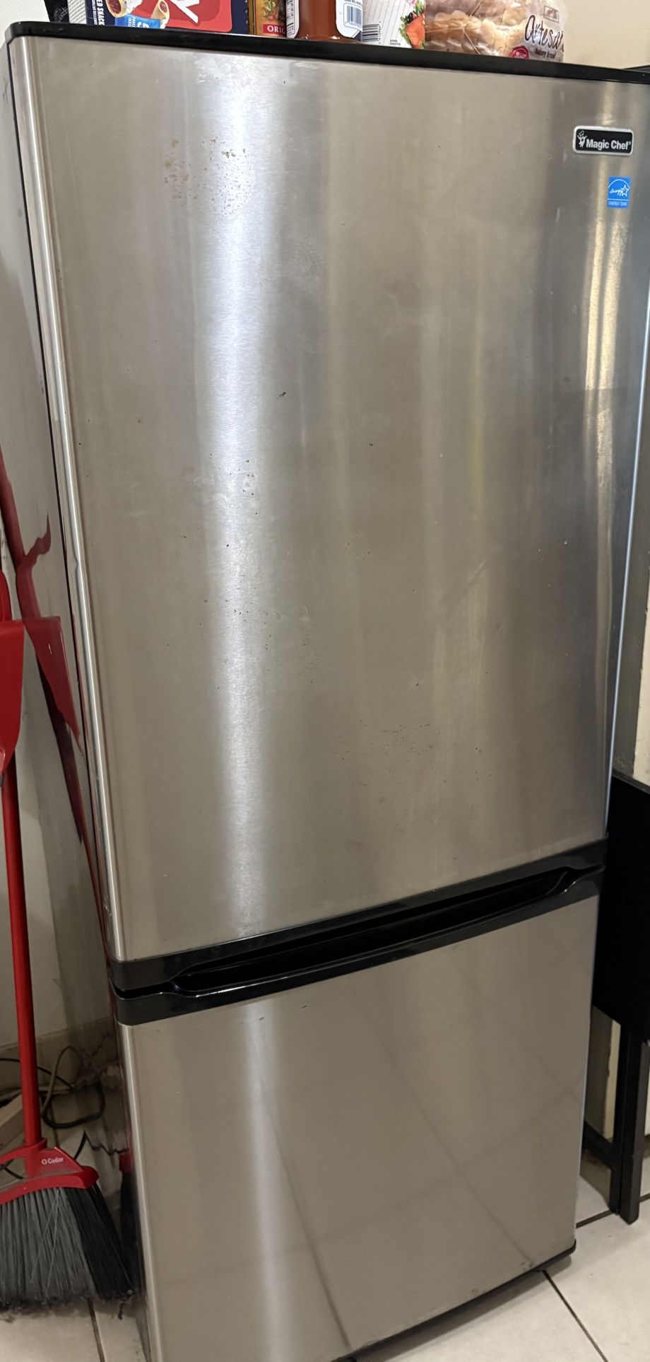 Magic Chef Full Size Fridge Stainless Steel