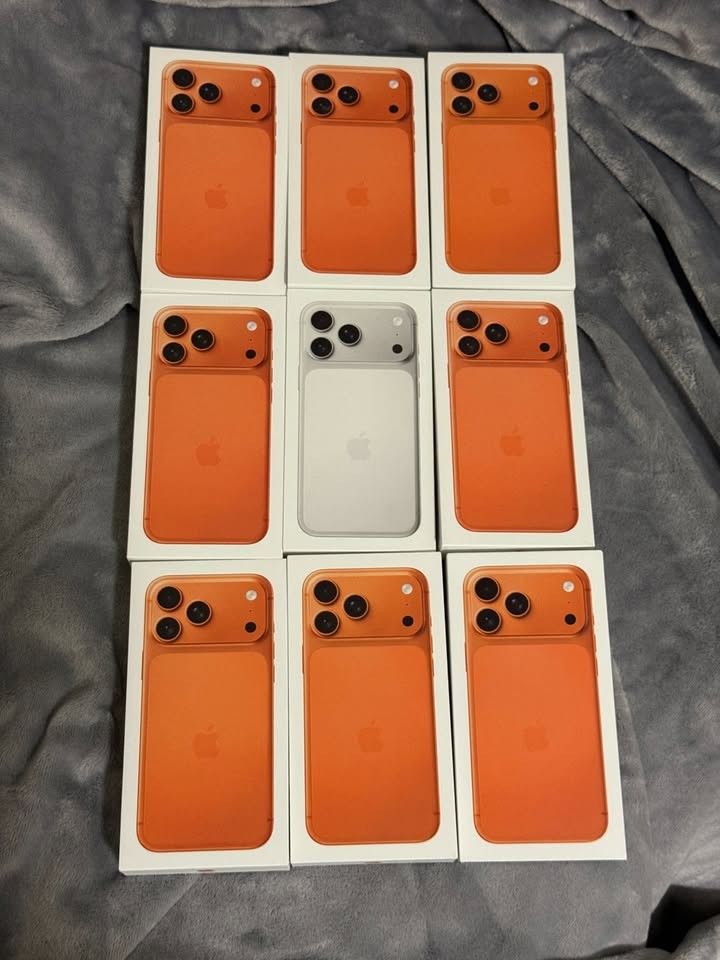 iPhone 17 Pro Max 256GB - Unlocked -