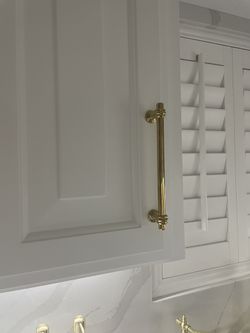 26 Kitchen Cabinet Pulls