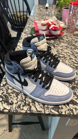 University blue 1’s size 11 men