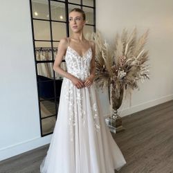 Alane Leena Wedding Dress