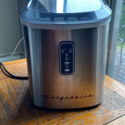 Frigidaire Ice Maker 2021 Model