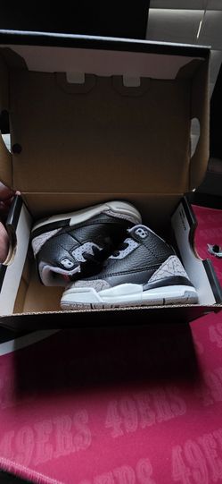 Jordan 3s