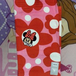 Disney towel-Minnie Mouse Flower Theme 