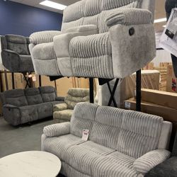 Sectional / Sofa Sale  Lowest Prices in Columbus! $10 Down