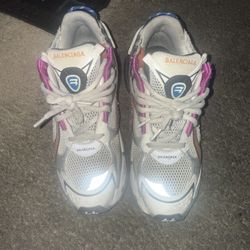 Balenciaga Runners Multi Color Size 11