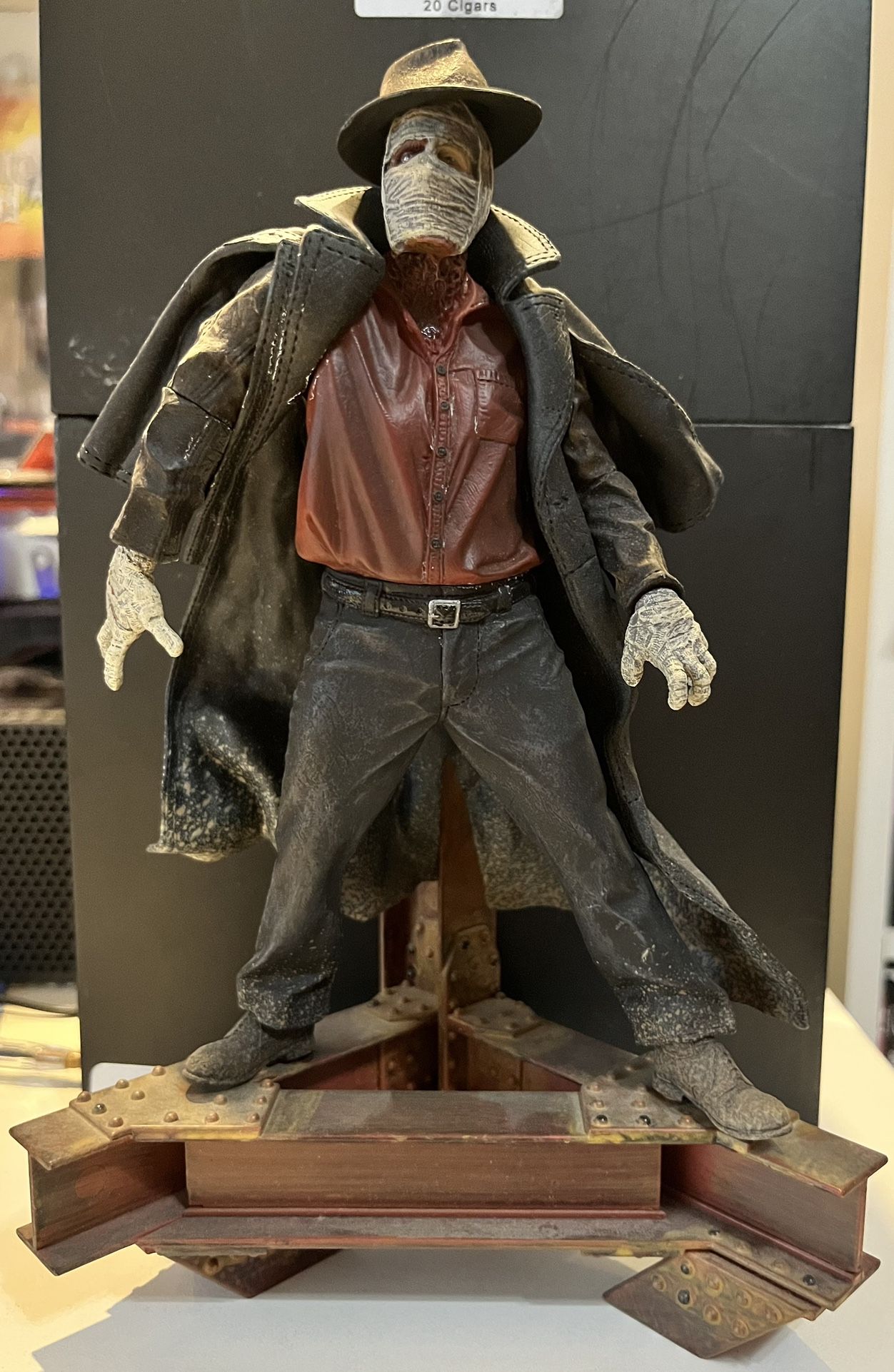 2004 Sota Toys - Darkman 7" Figure Now Playing Series 1 Dr Peyton Westlake