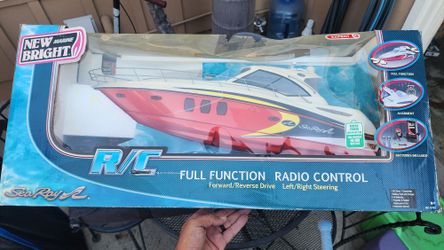 RC Sea Ray Boat