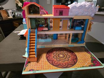 El canto house toy