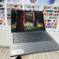 MacBook Pro 14 Inch 16GB Ram 512gb 