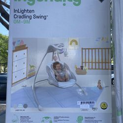 Ingenuity InLighten Baby Swing, Easy-Fold Frame, Swivel Infant Seat, Lights - Landry the Lion (Unisex )BRAND  NEW