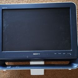 Sony Bravia KDL-19M4000 19" 720P White LCD HDTV w/ Remote