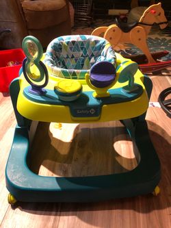 Safety 1st Baby Walker with Activity Tray