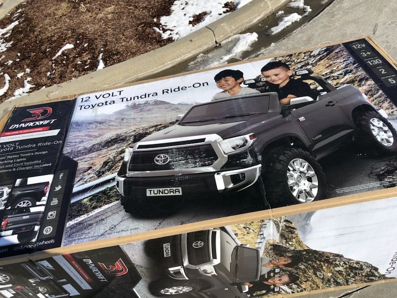 New: Toyota Tundra 12V ride on...like power wheel