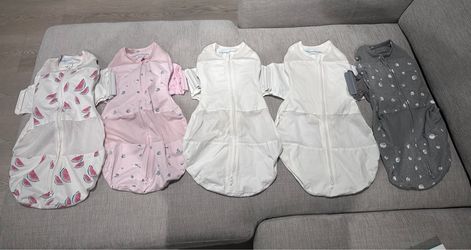 Snoo sleep sacks and fitted sheets