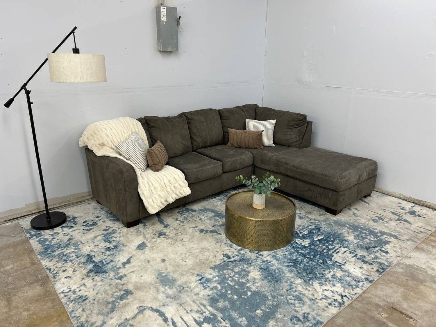 Ashley Furniture 2-Piece Gray Sectional Couch