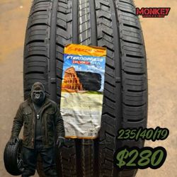 235 40 19 Set Of New Tires 