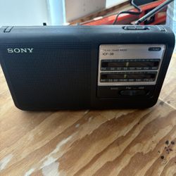 Sony FM/AM Portable Radio Icf38