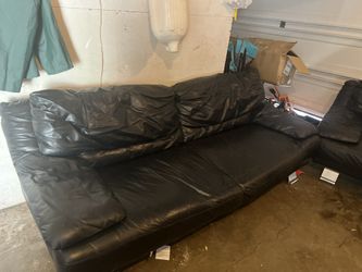 Black Leather Sofas